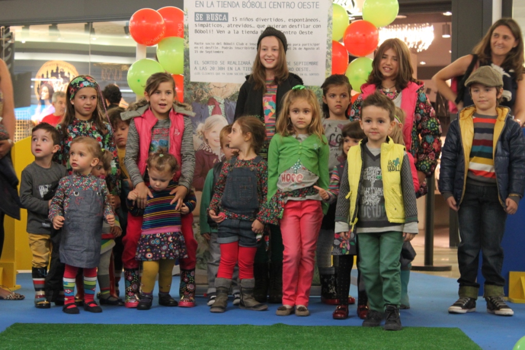 DESFILE CENTRO OESTE (MADRID)